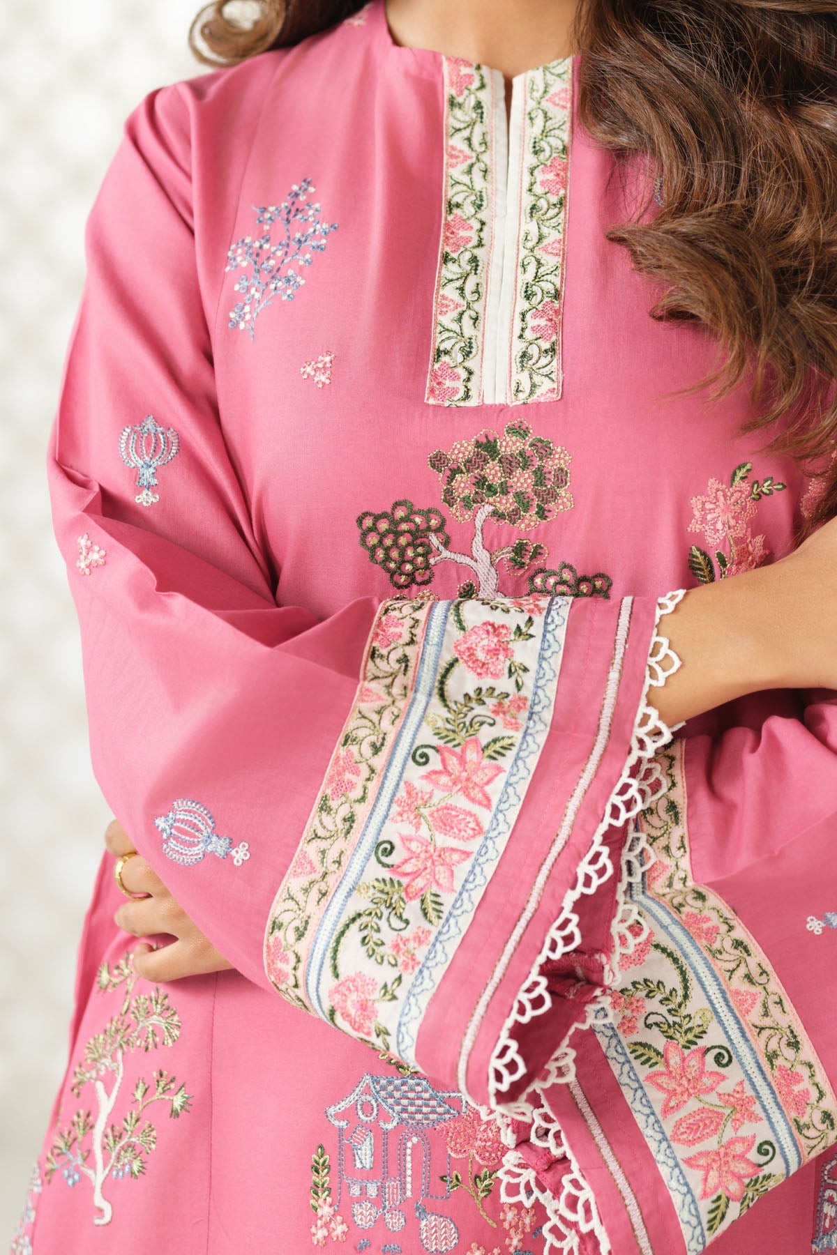 LAWN | EMBROIDERED