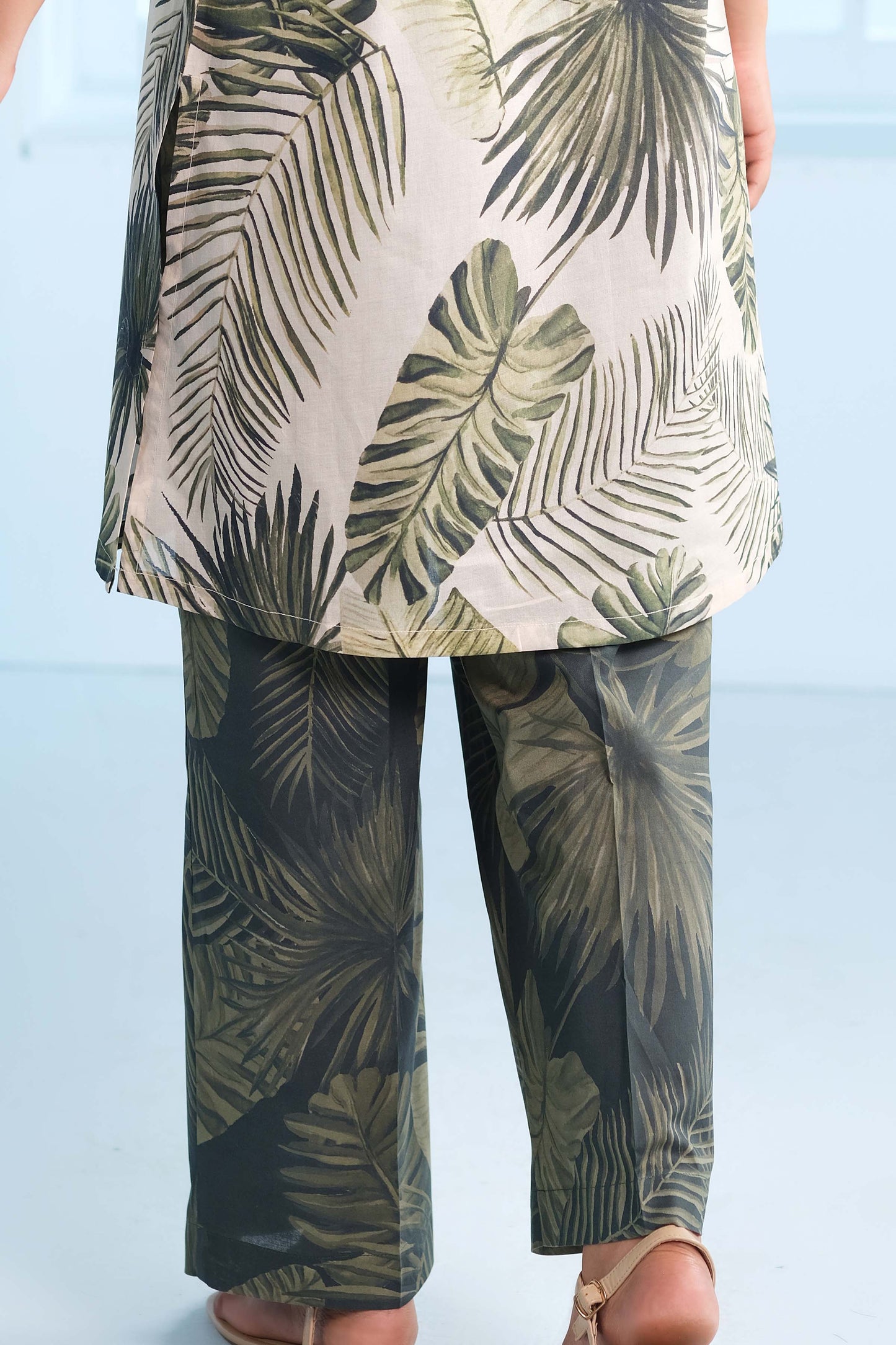 LAWN | PRINTED