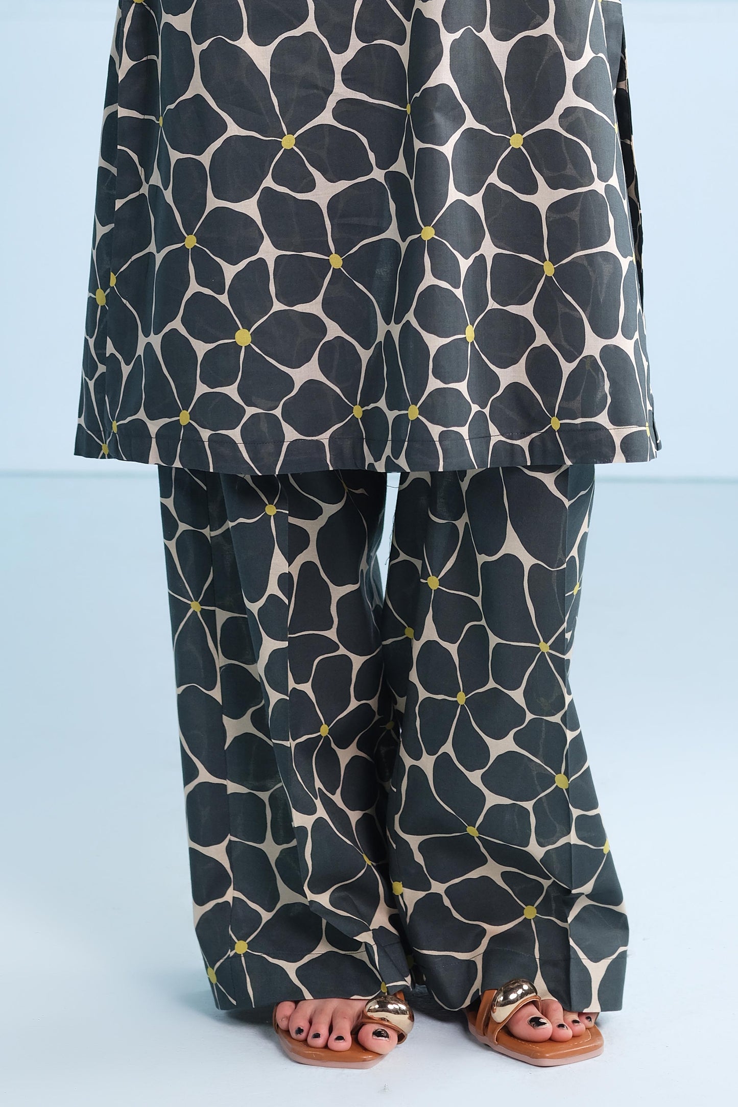 LAWN | PRINTED