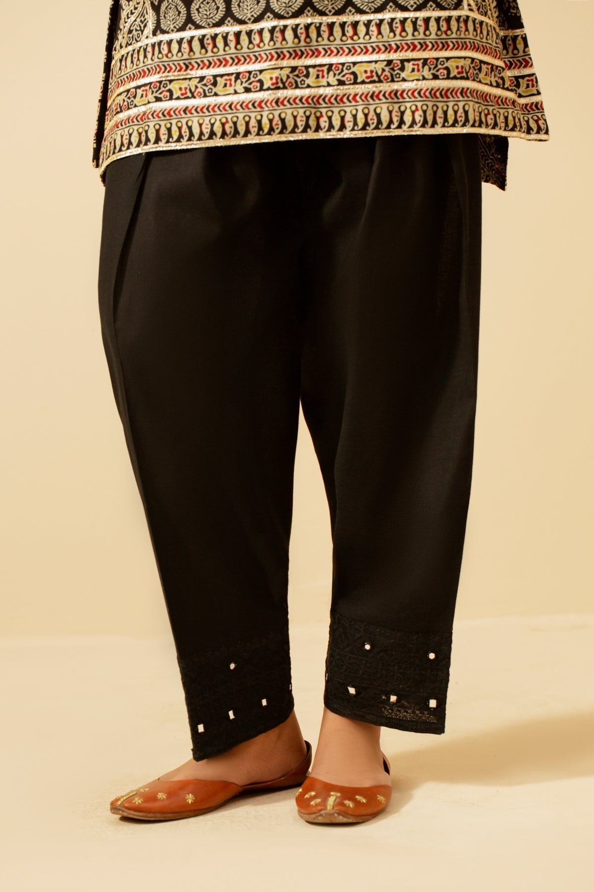 Embroidered Trouser -  KPW24-P3092-92 - Shop Now at Kayseria