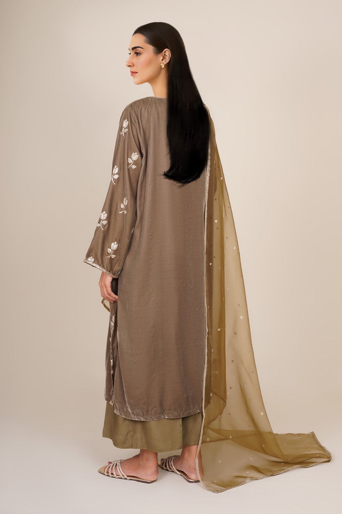 3 Piece - Embroidered Velvet Suit - KPW24-P3143-143 - Shop Now at Kayseria