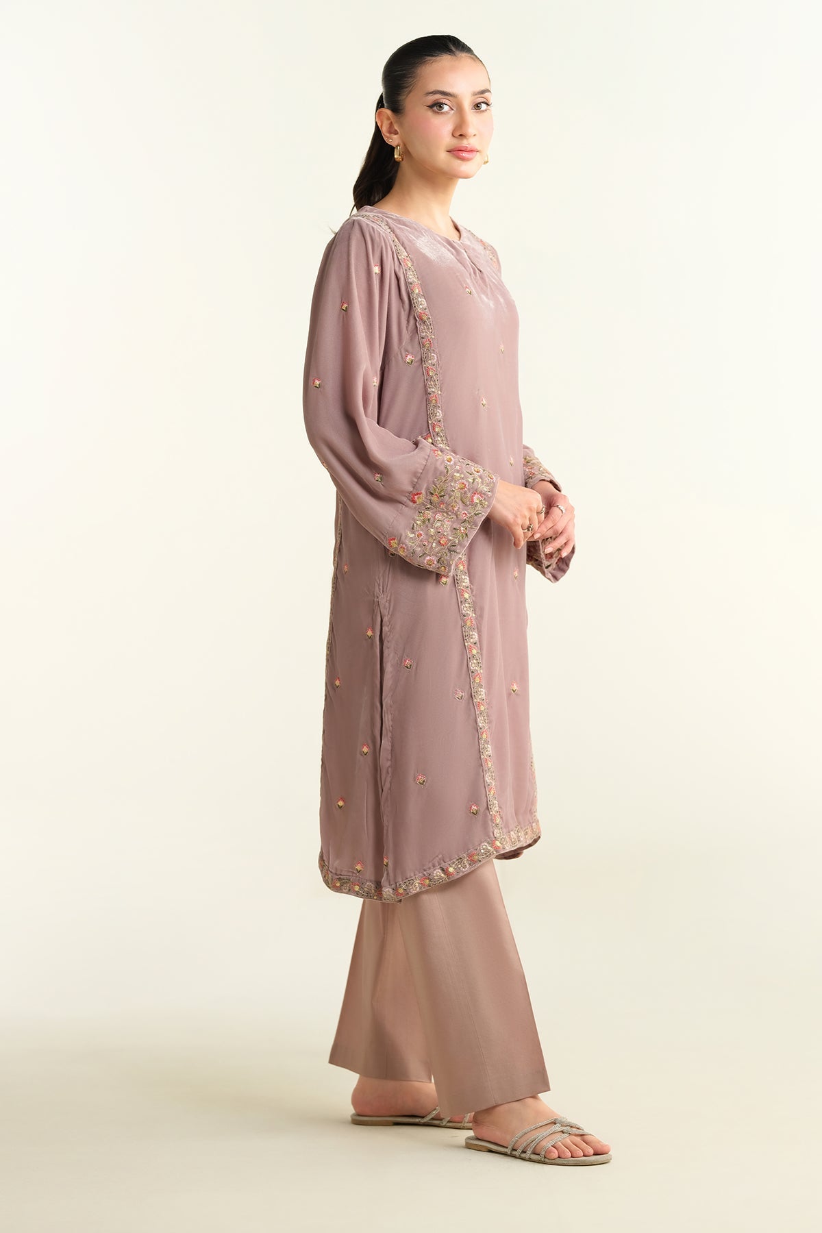 Embroidered Velvet Shirt - KPW24-P3145-145 - Shop Now at Kayseria