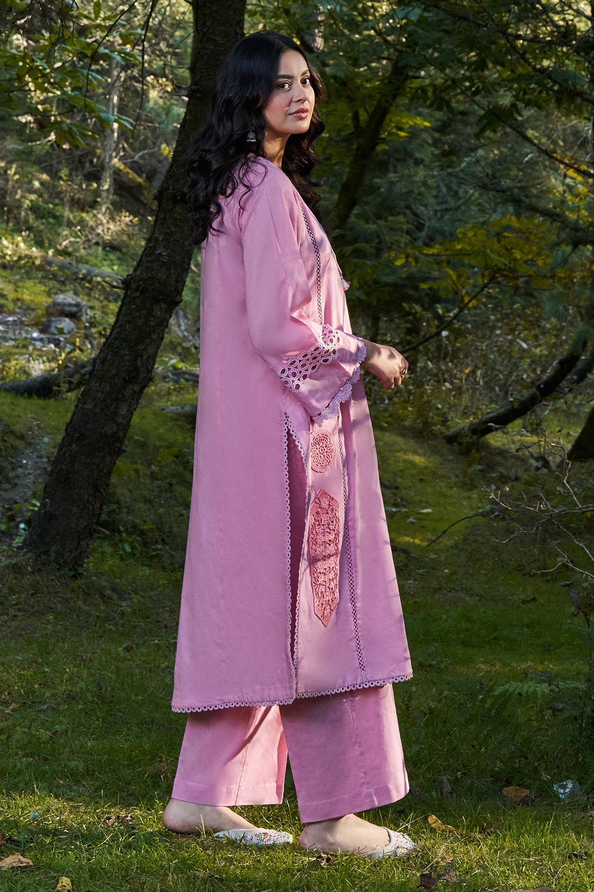 2 Piece - Embroidered Khaddar Suit - KPW25-P3767 - Shop Now at Kayseria