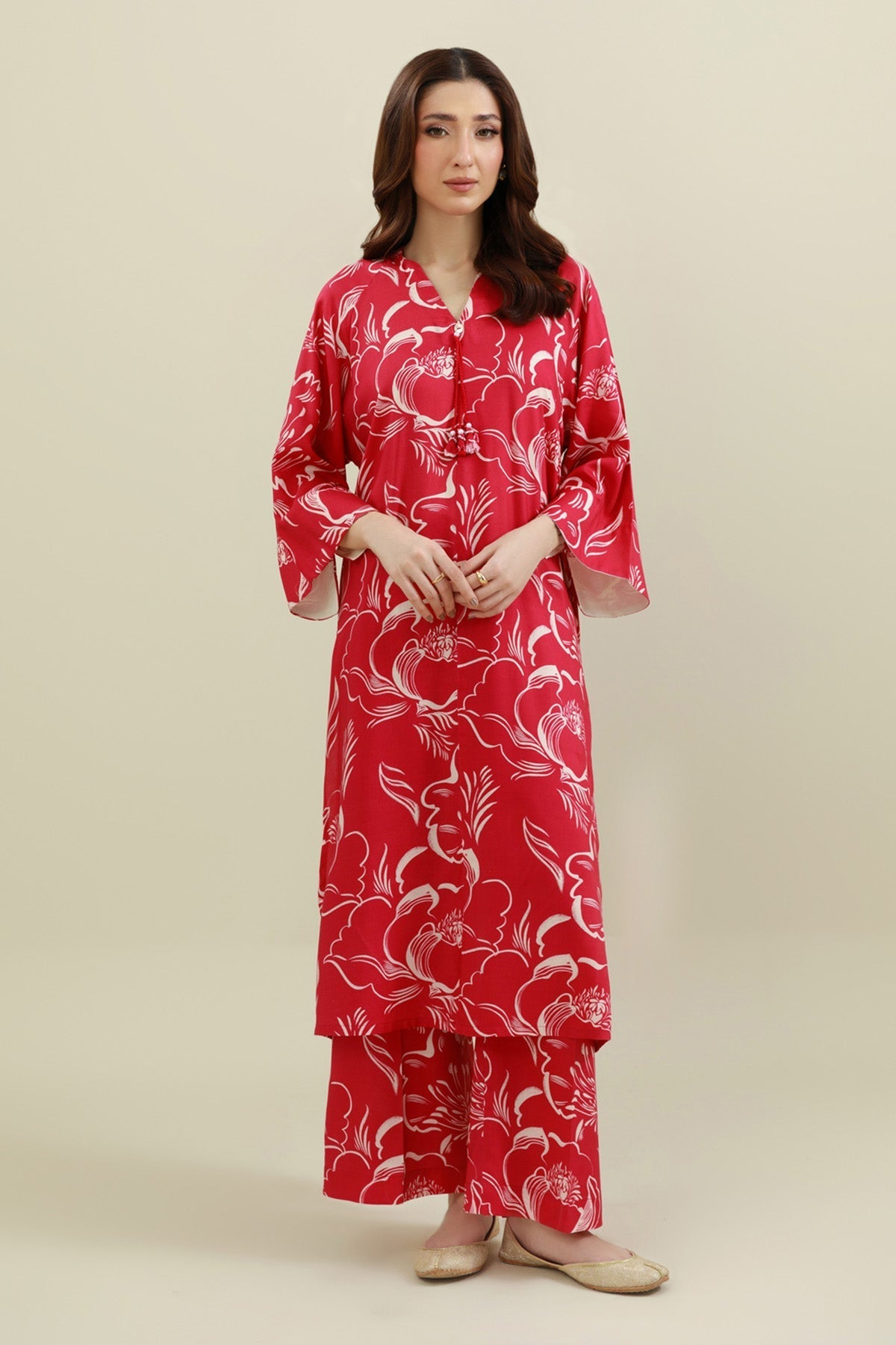 2 Piece - Printed & Embellished Linen Suit - KPW25-P3795 - Shop Now at Kayseria