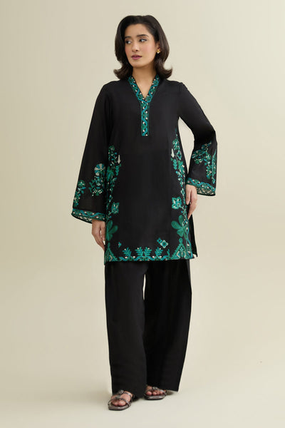 KHADDAR  |  EMBROIDERED - Shop Now at Kayseria