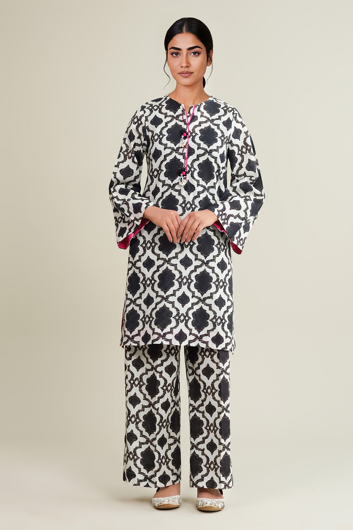 KHADDAR  |  PRINTED - Shop Now at Kayseria