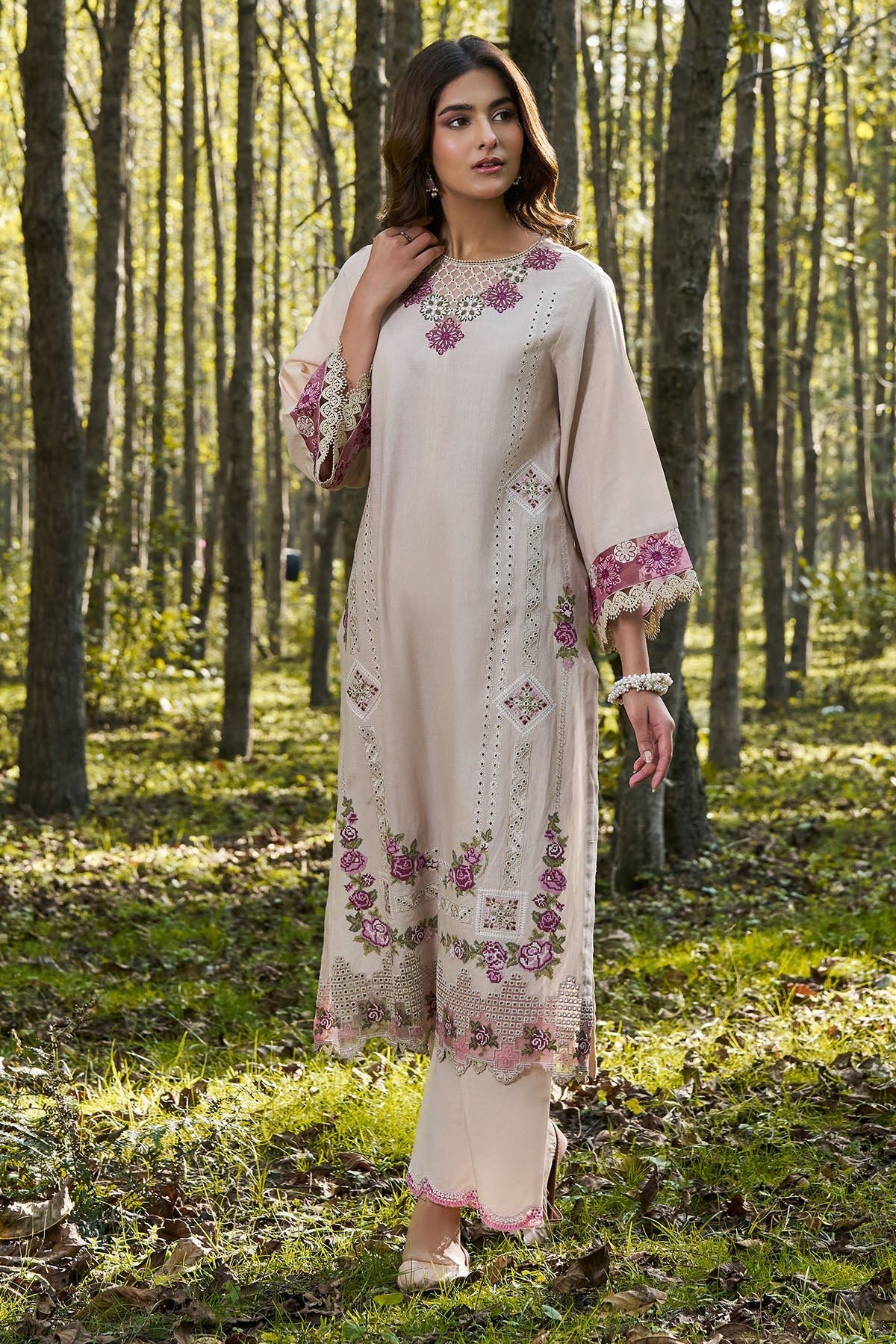 KHADDAR  |  EMBROIDERED - Shop Now at Kayseria