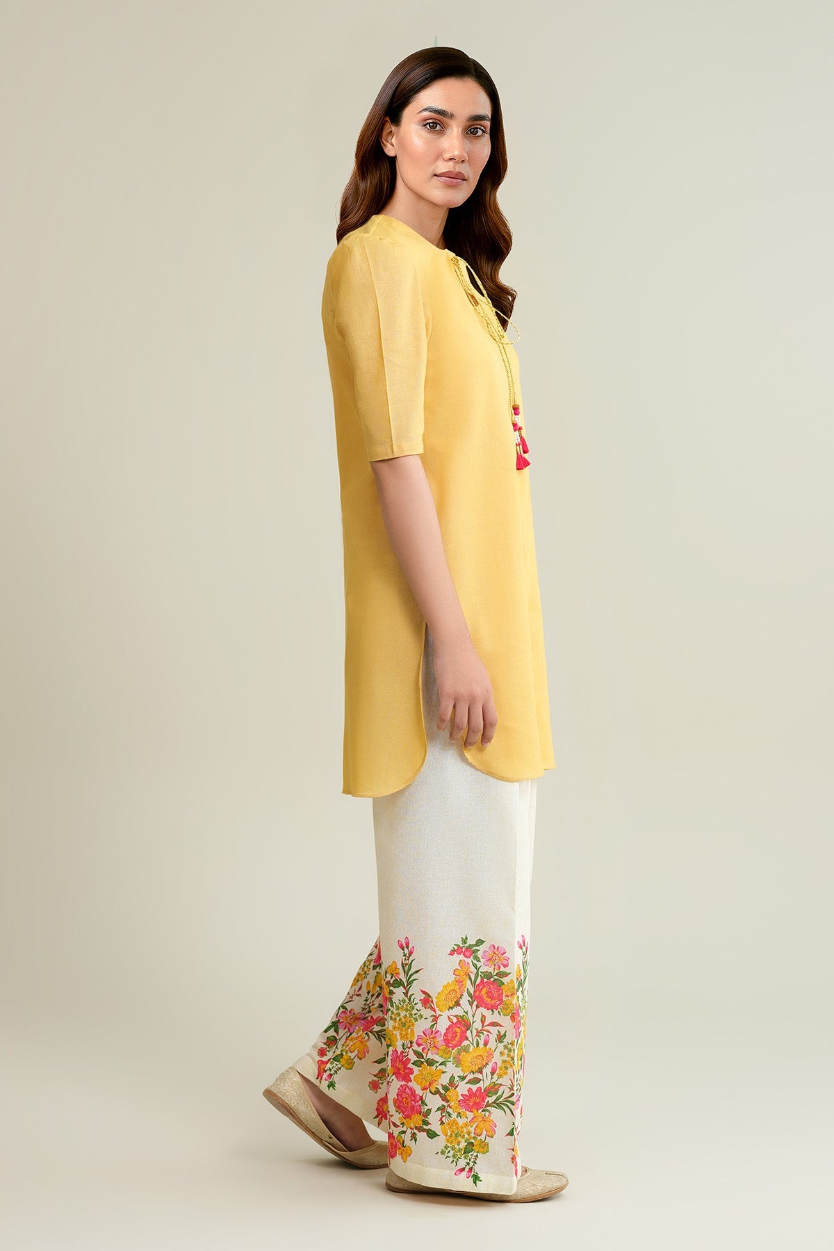 2 Piece - Dyed Khaddar Suit - KPW25-P3756 - Shop Now at Kayseria