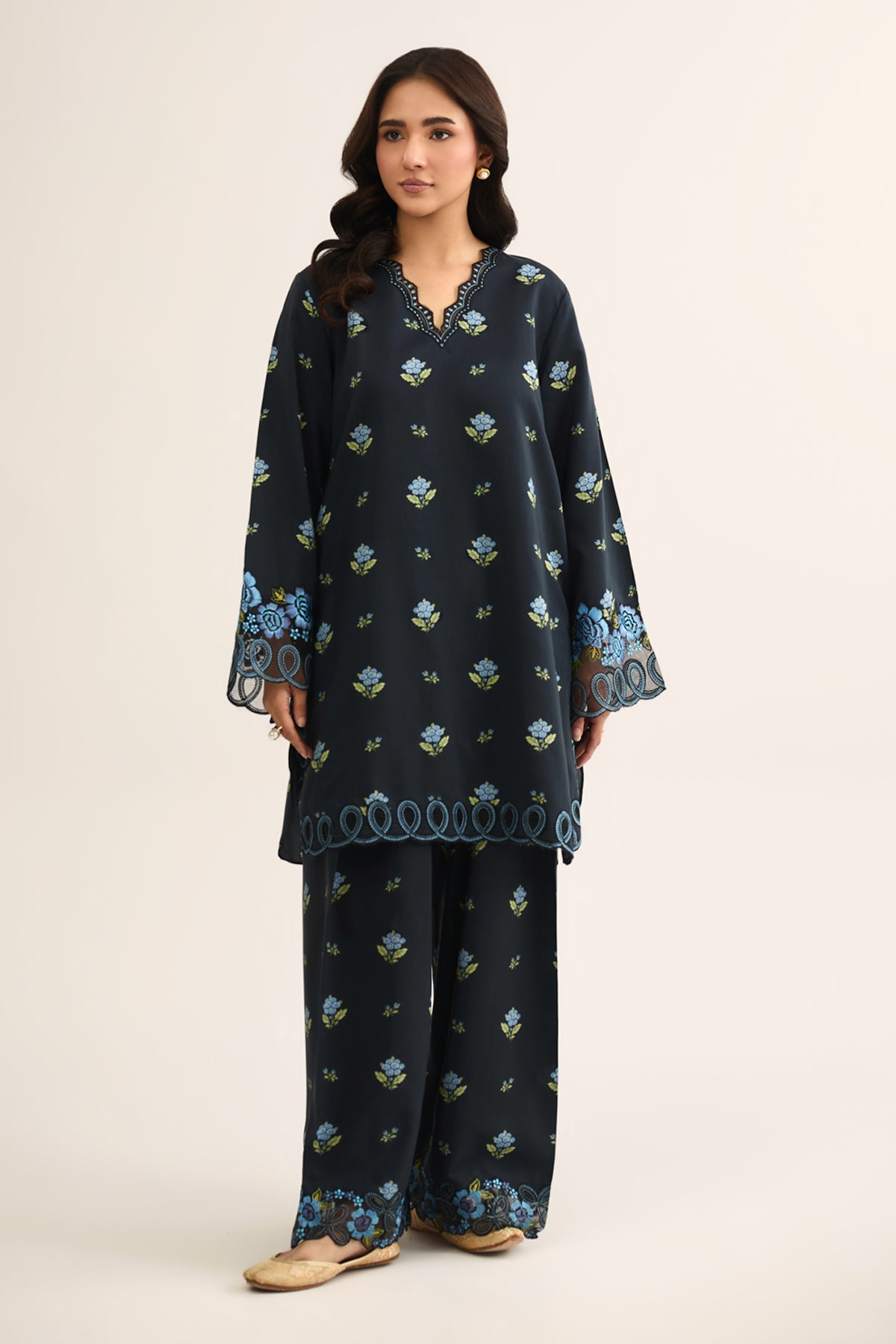 FILAMENT | EMBROIDERED - Shop Now at Kayseria