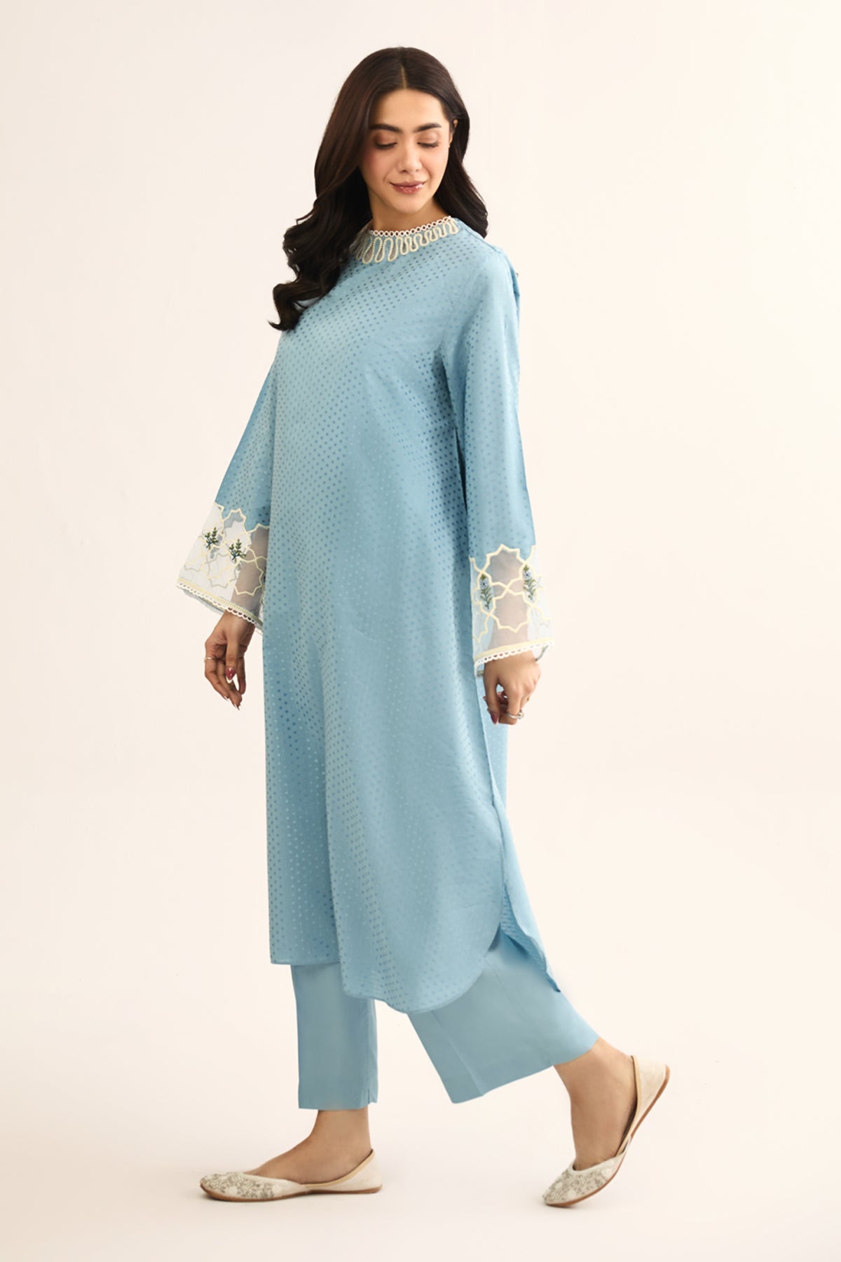 JACQUARD | EMBROIDERED - Shop Now at Kayseria