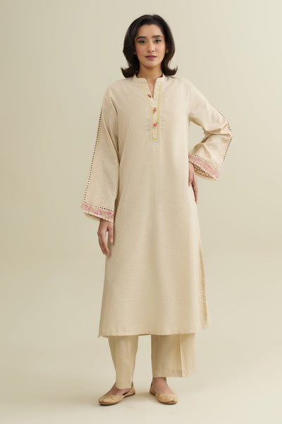 JACQUARD  |  EMBROIDERED - Shop Now at Kayseria