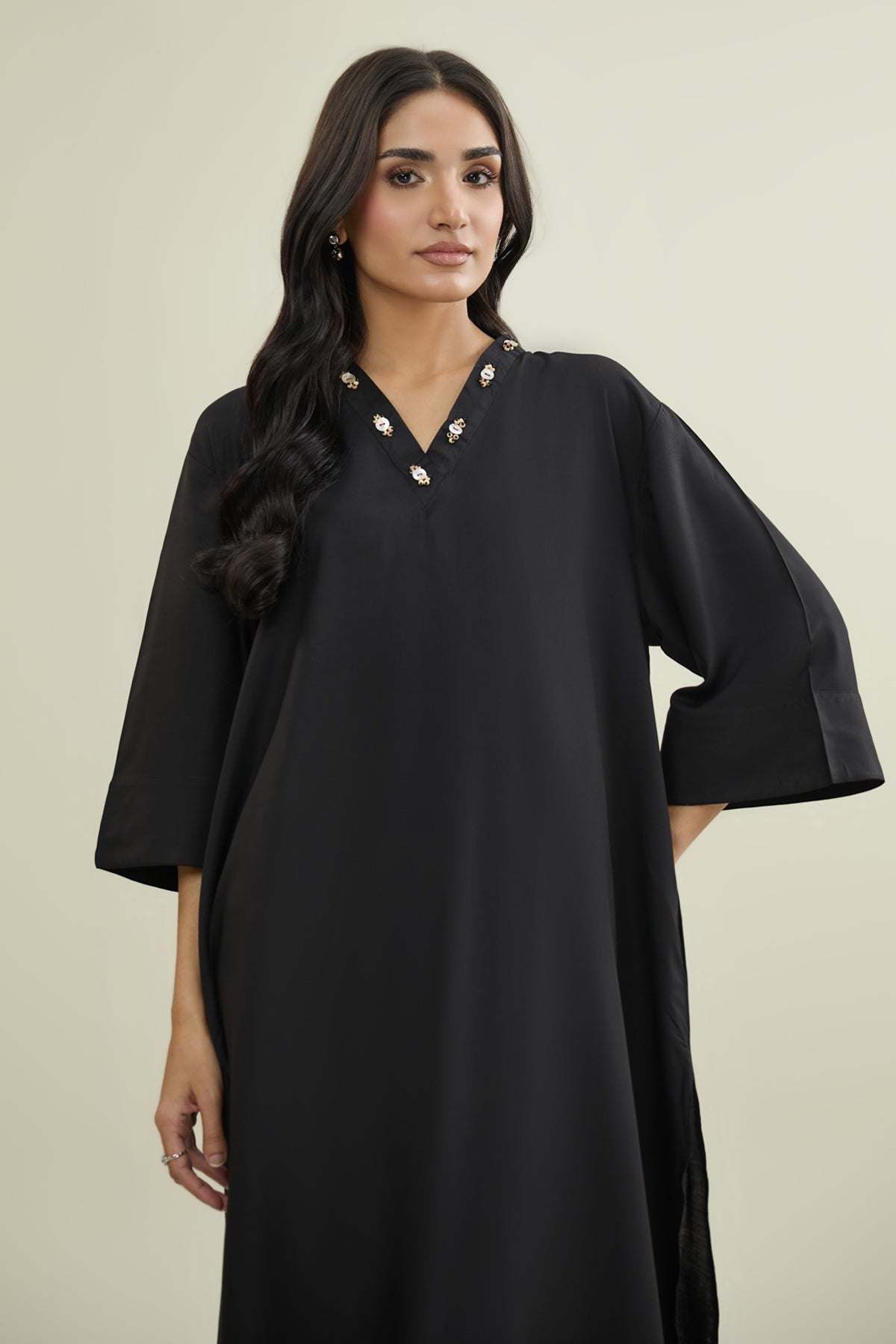 2 Piece - Dyed & Embellished Linen Suit - KPW25-P3790 - Shop Now at Kayseria