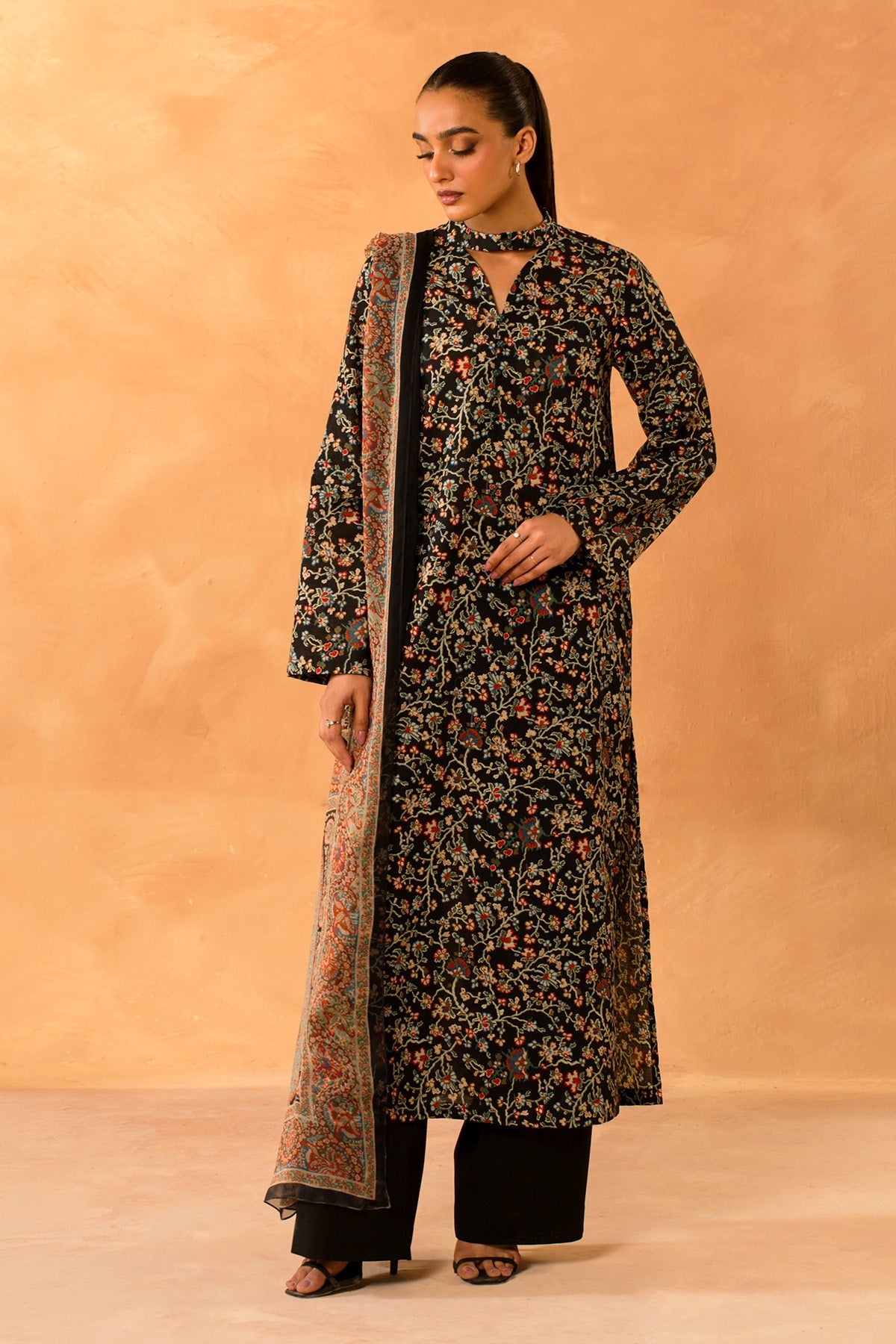 KHADDAR  |  PRINTED - Shop Now at Kayseria