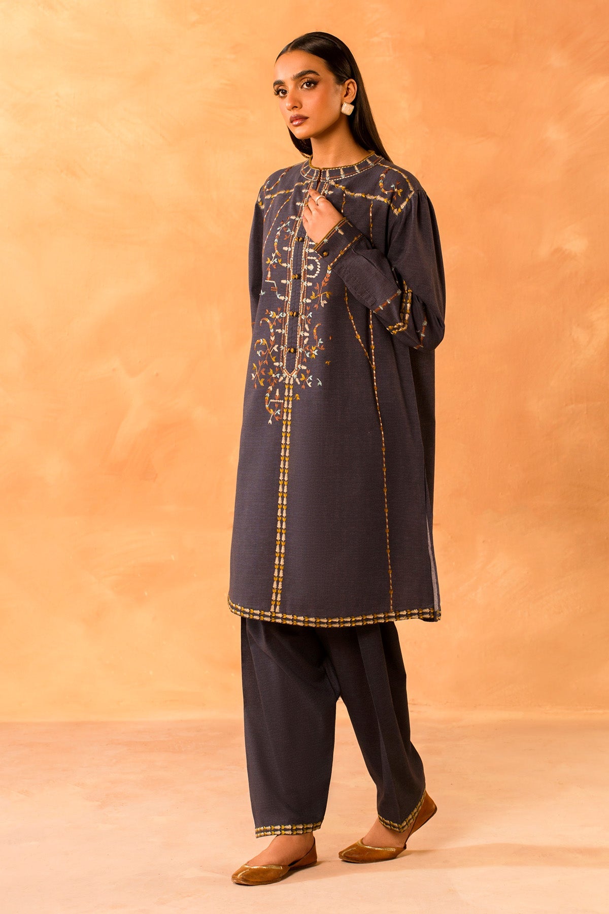 KHADDAR  |  EMBROIDERED - Shop Now at Kayseria