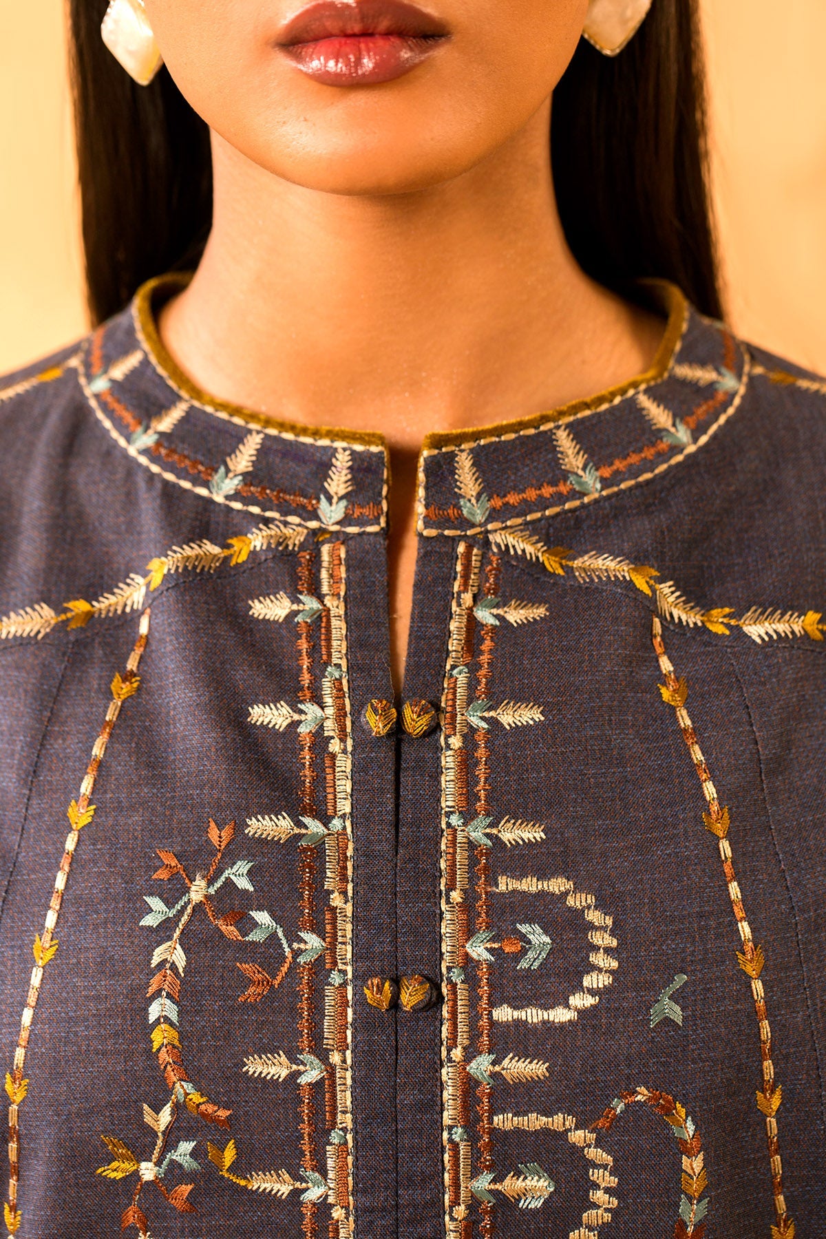 KHADDAR  |  EMBROIDERED - Shop Now at Kayseria