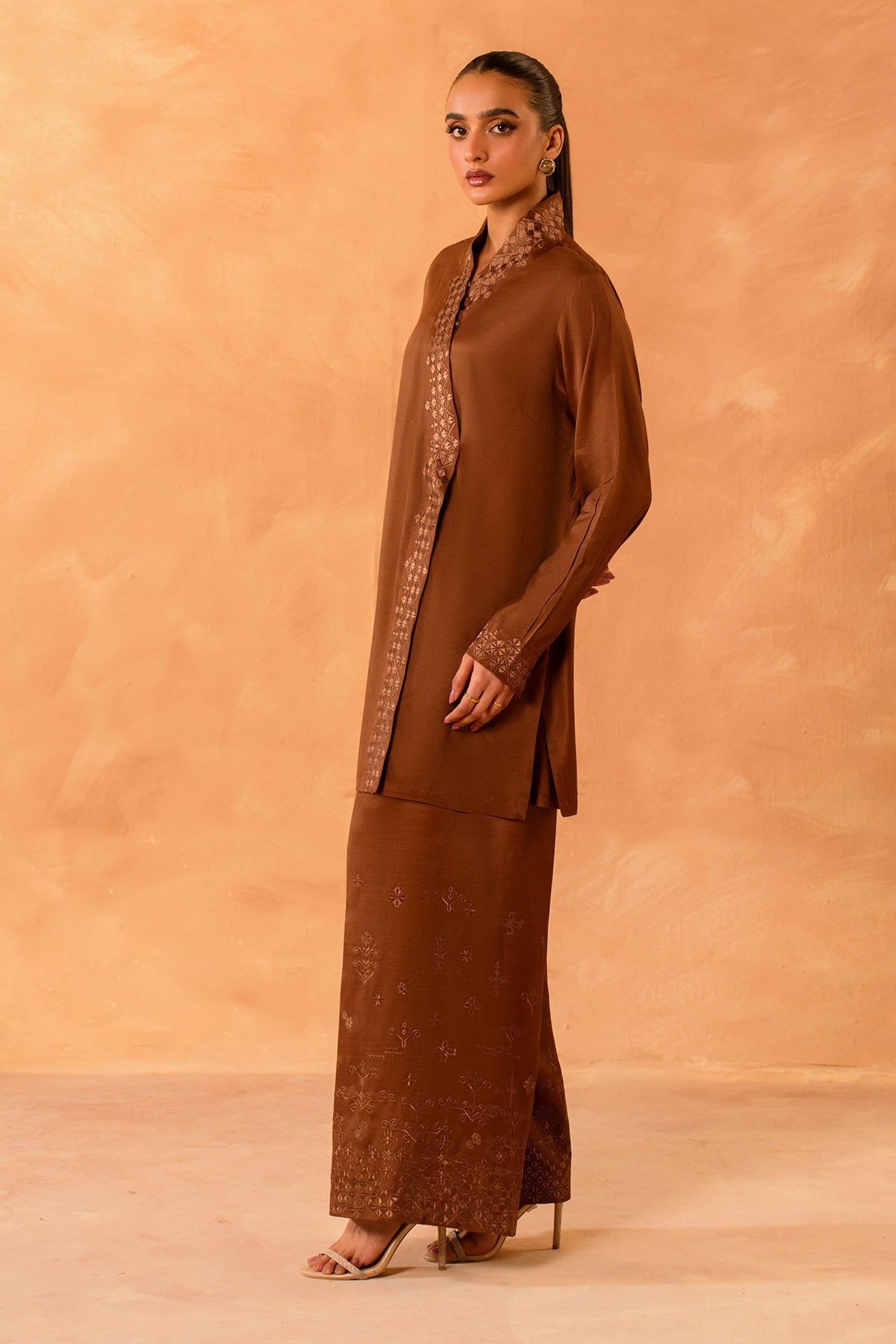 RAW SILK  |  EMBROIDERED - Shop Now at Kayseria
