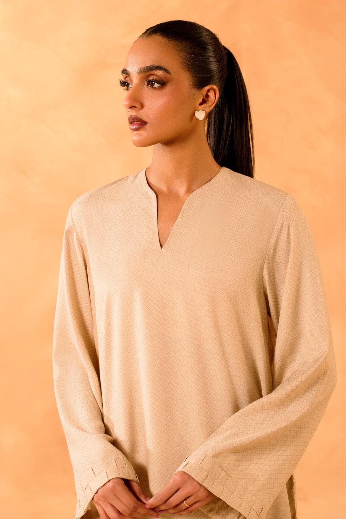 RAW SILK  |  PRINTED - Shop Now at Kayseria