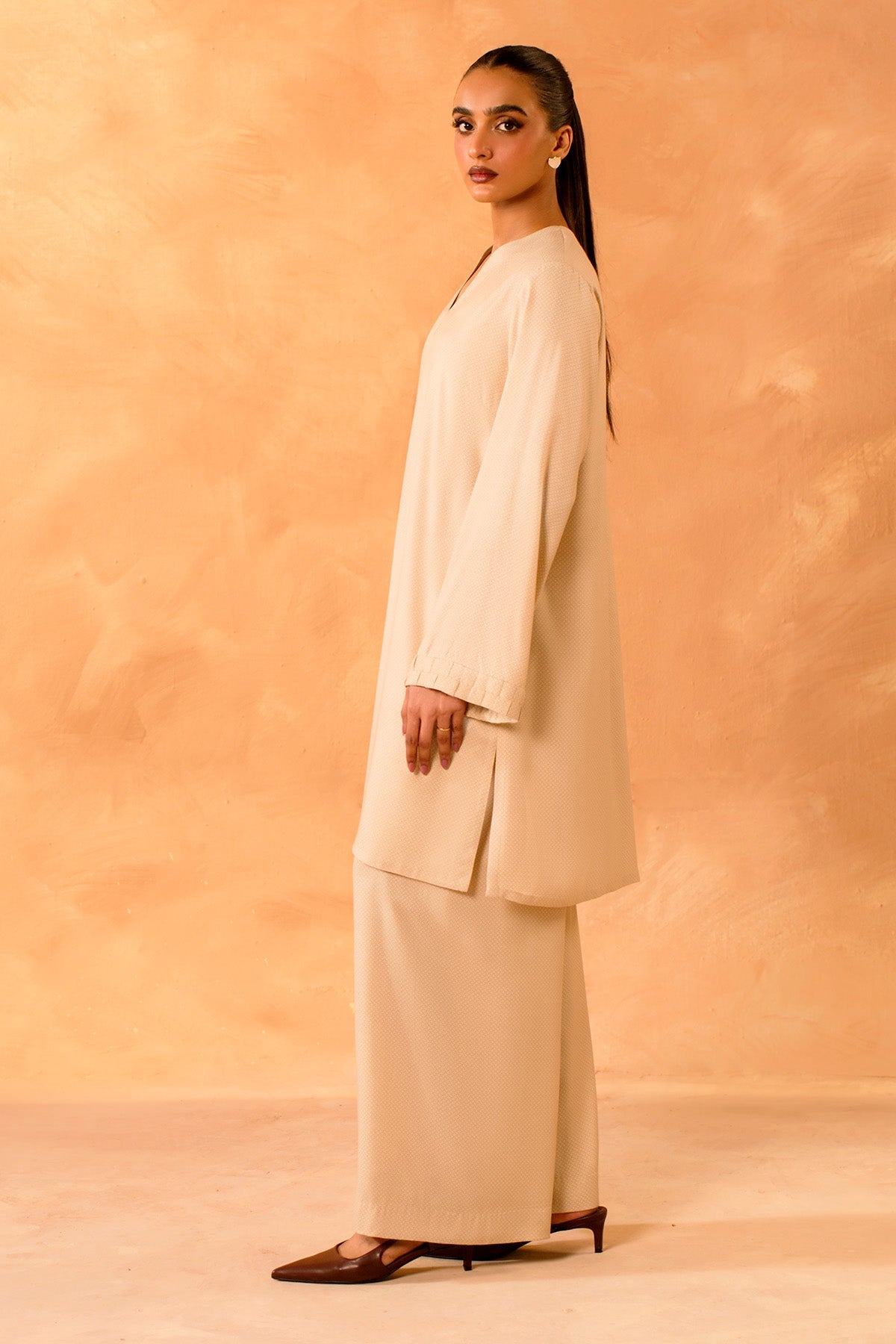 RAW SILK  |  PRINTED - Shop Now at Kayseria