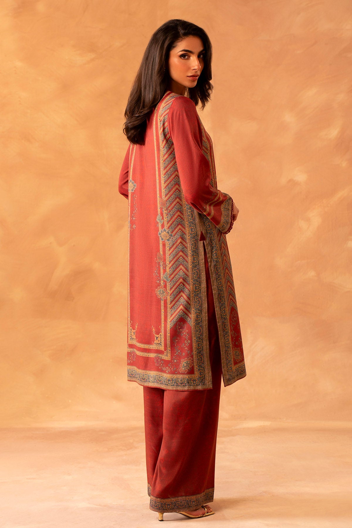 PK RAW SILK  |  EMBROIDERED - Shop Now at Kayseria