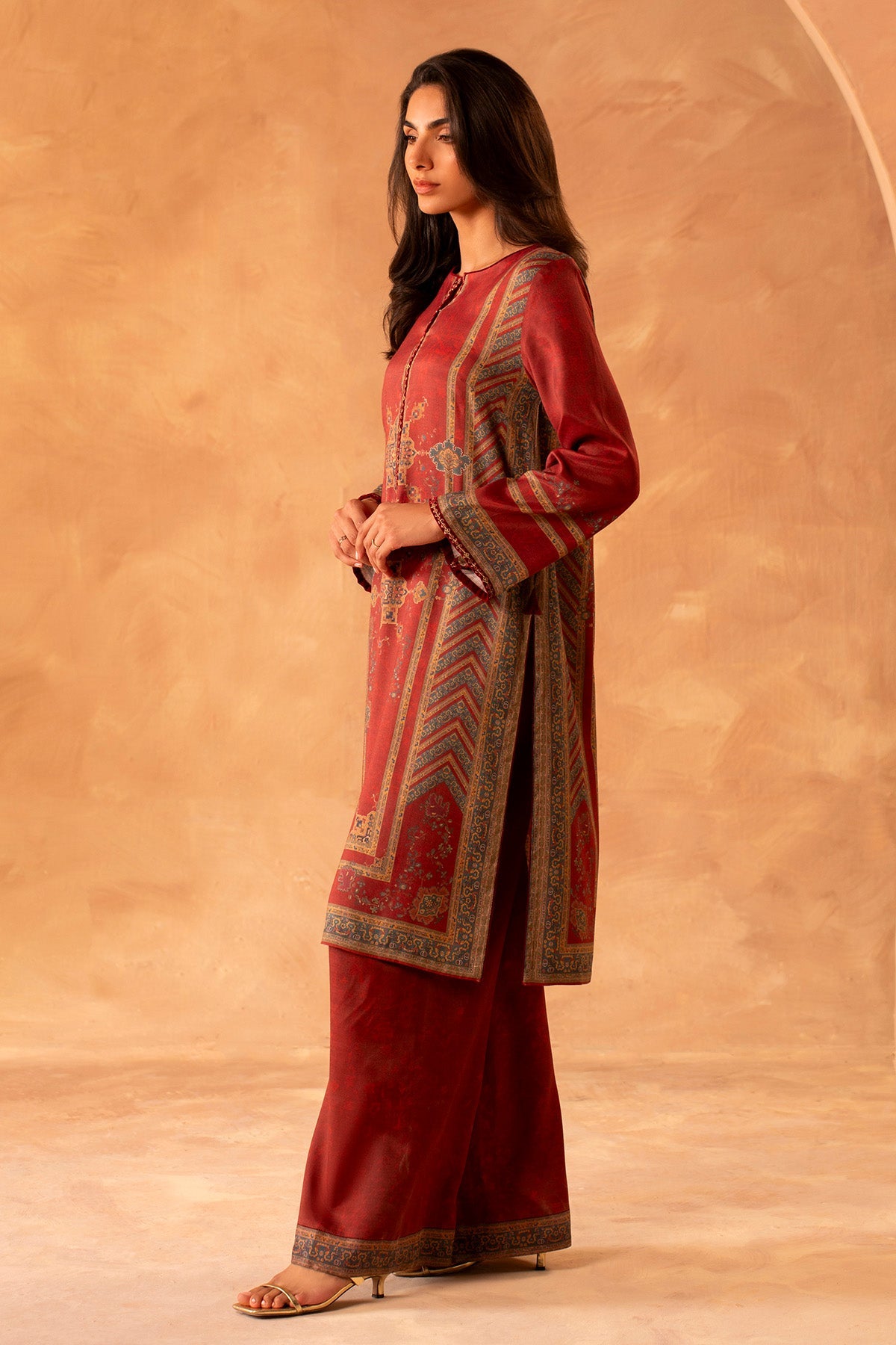 PK RAW SILK  |  EMBROIDERED - Shop Now at Kayseria