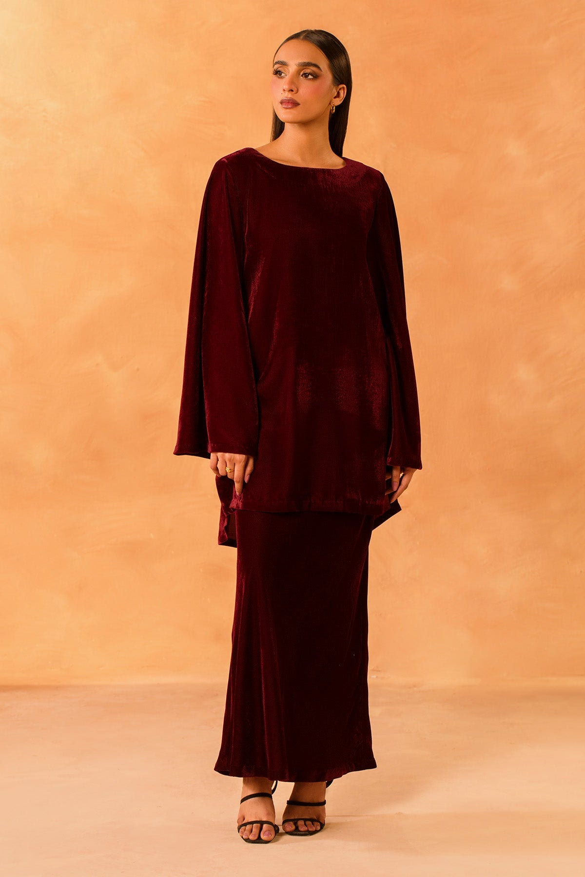 VELVET  |  SOLID - Shop Now at Kayseria