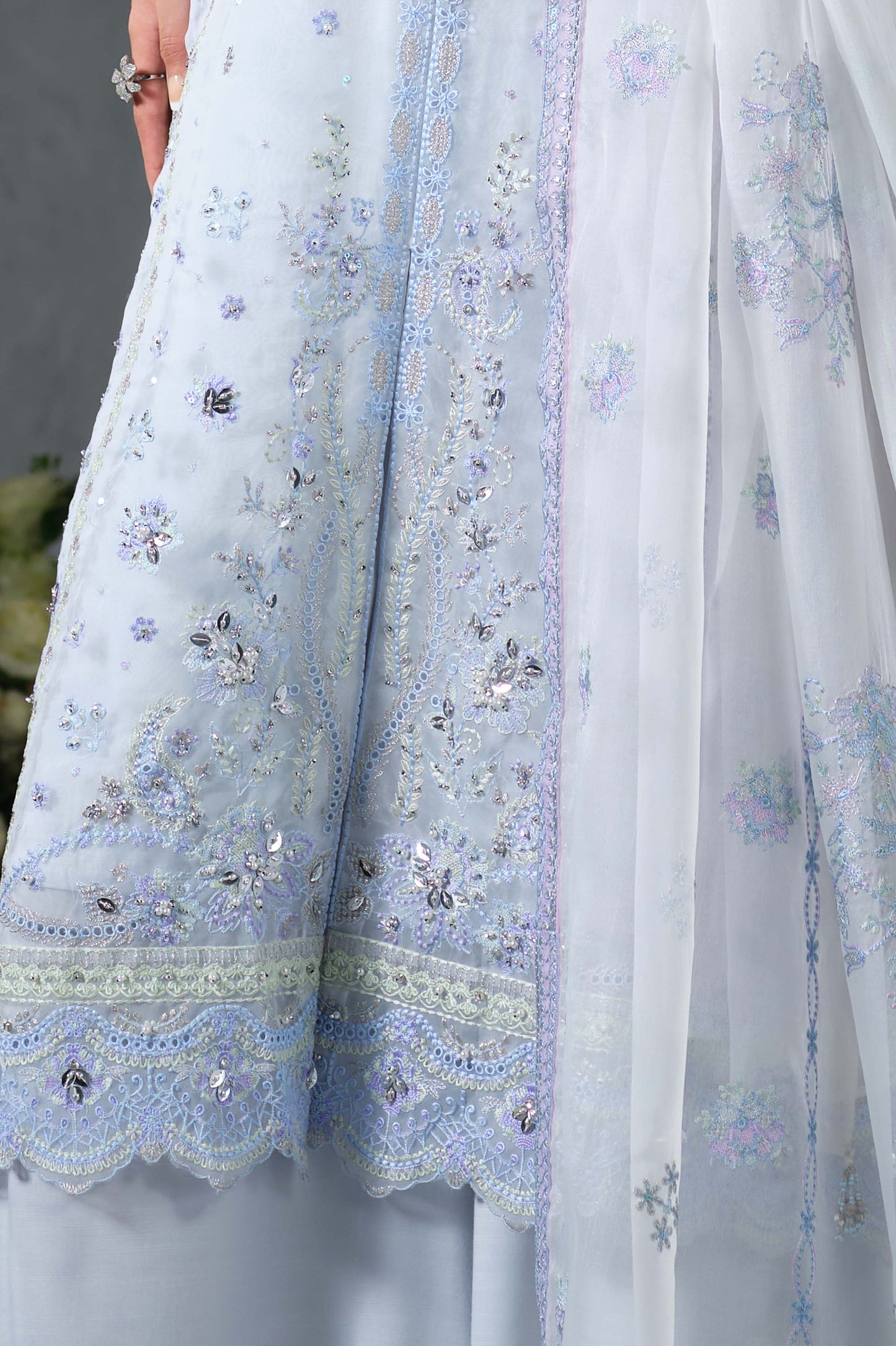 ORGANZA | EMBROIDERED
