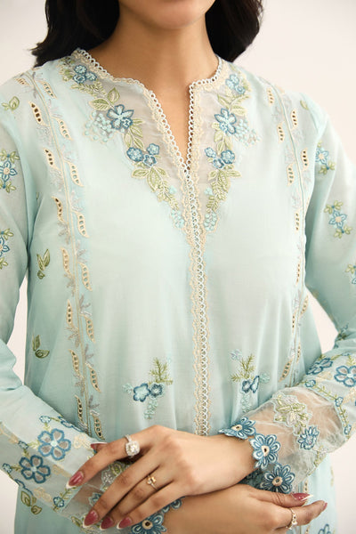 LAWN  |  EMBROIDERED - Shop Now at Kayseria