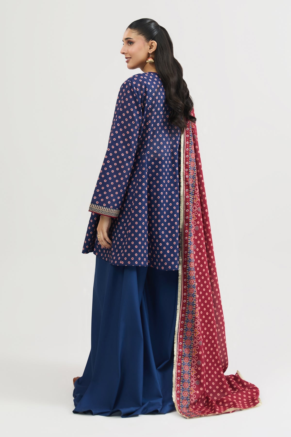 LAWN | EMBROIDERED - Shop Now at Kayseria