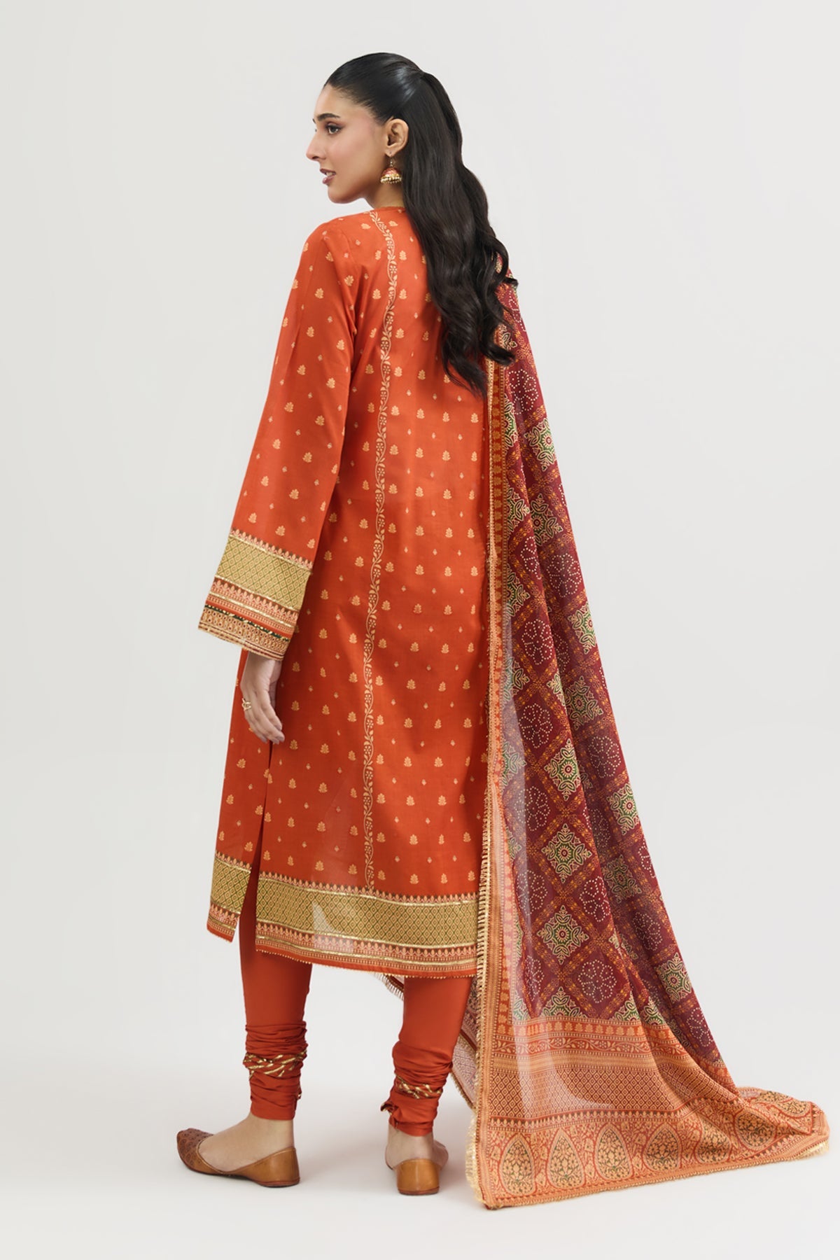 LAWN | EMBROIDERED - Shop Now at Kayseria