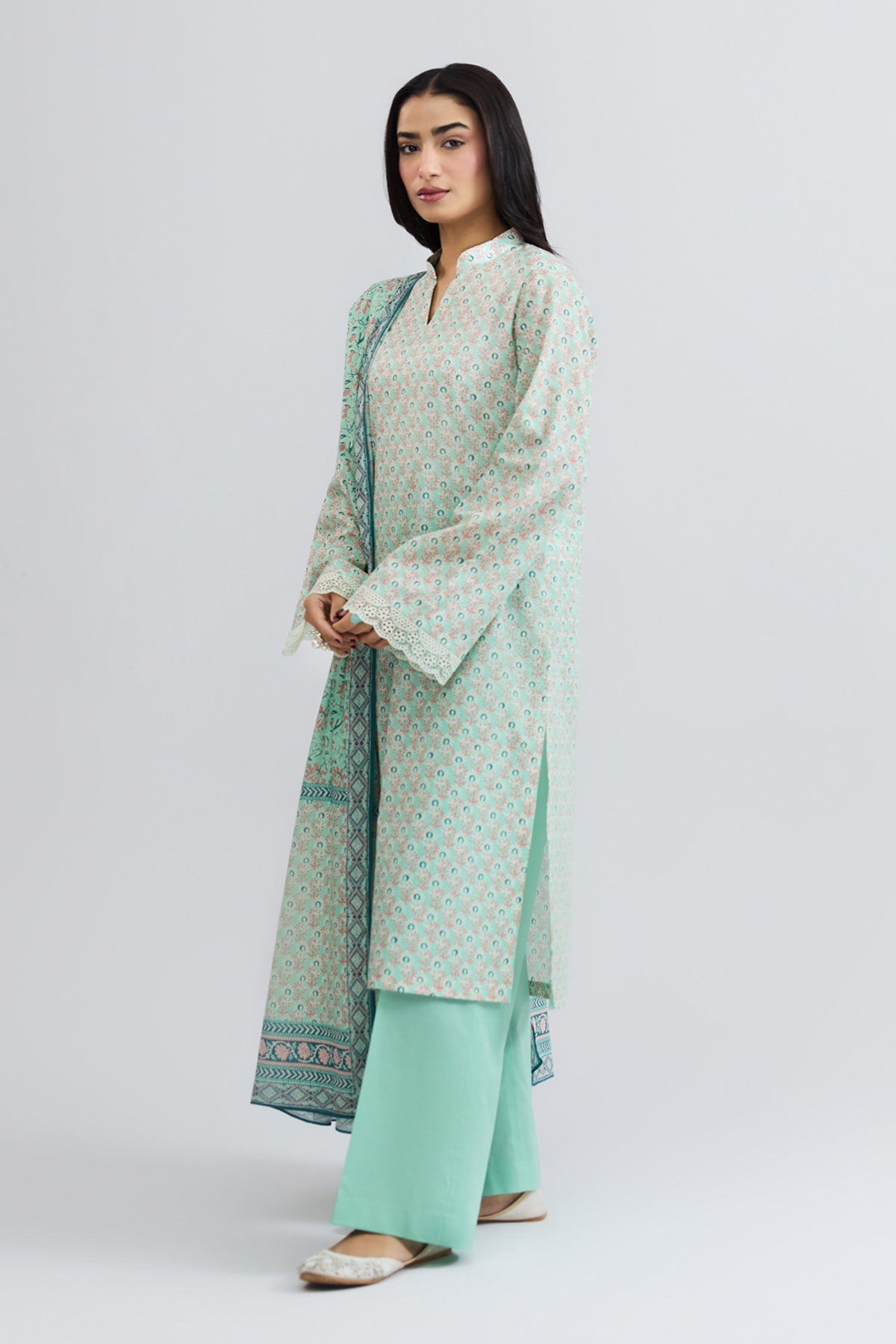 LAWN | EMBROIDERED - Shop Now at Kayseria