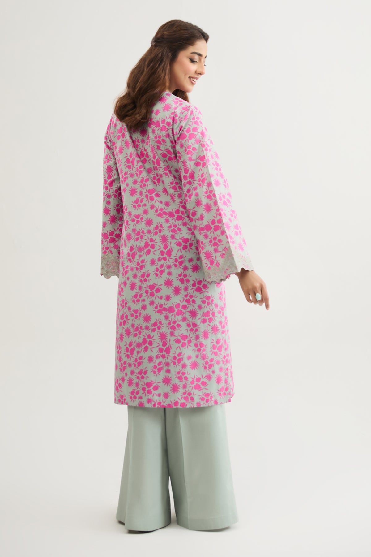 LAWN | EMBROIDERED - Shop Now at Kayseria