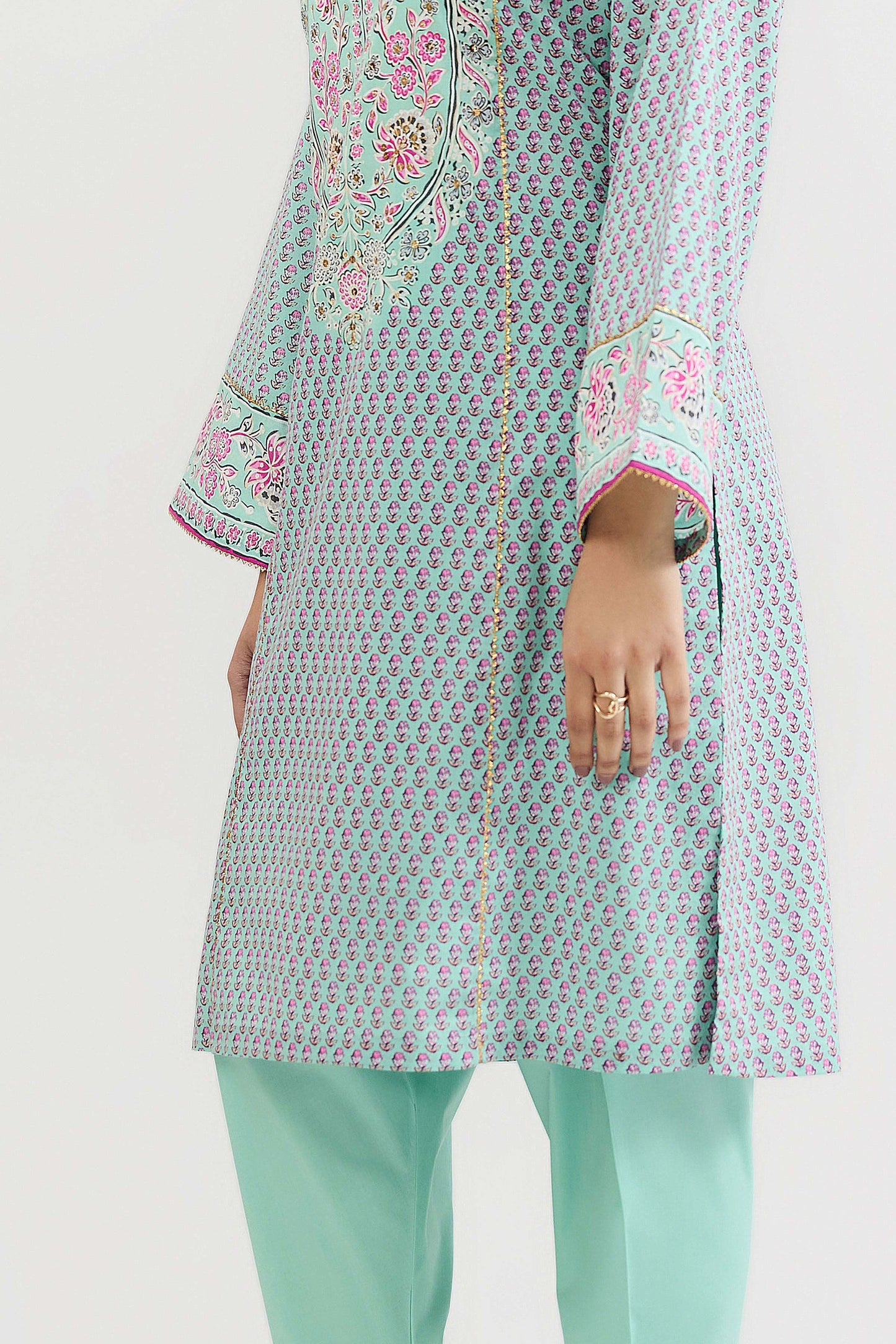 LAWN | PRINTED