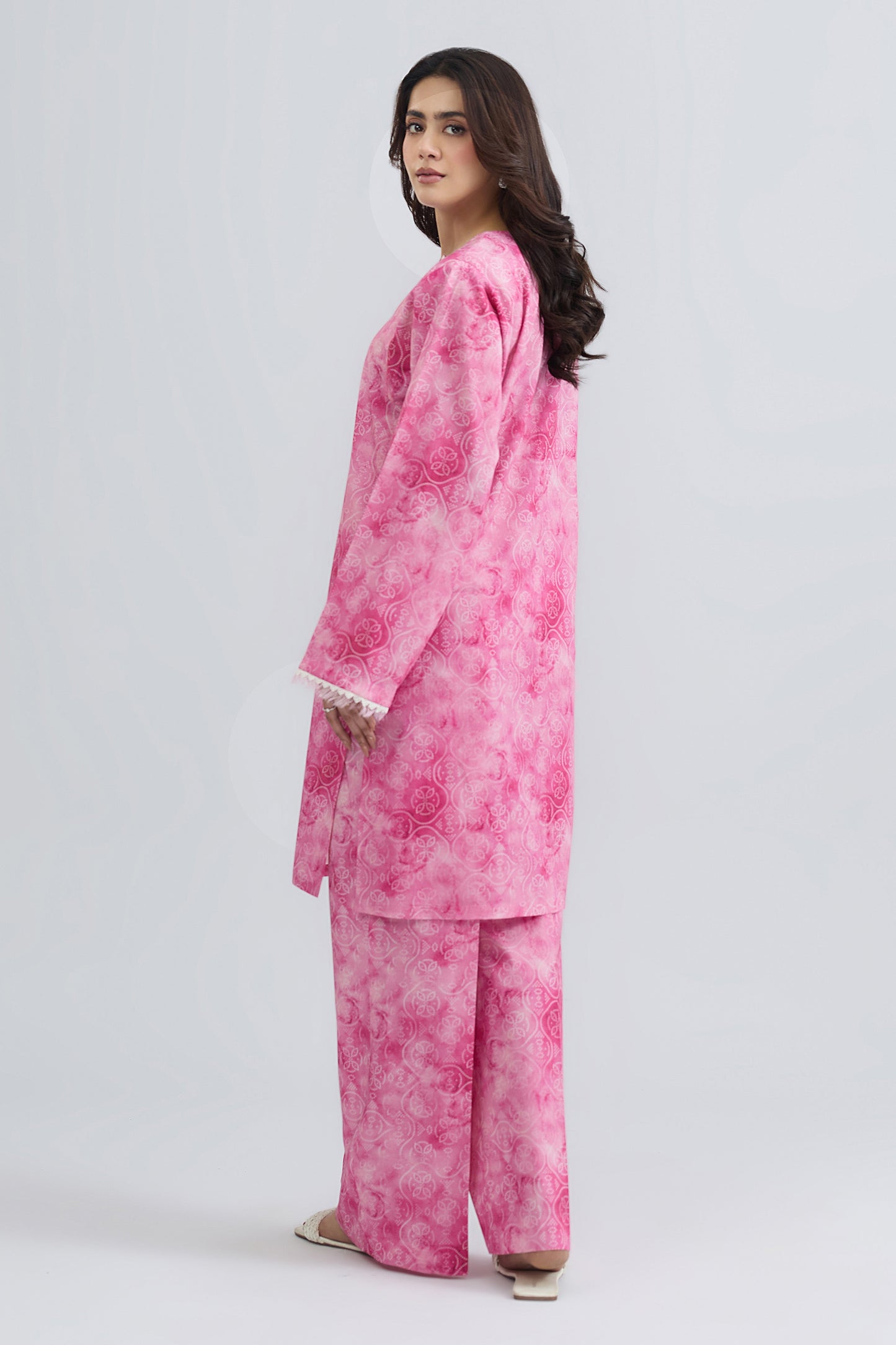 LAWN | EMBROIDERED