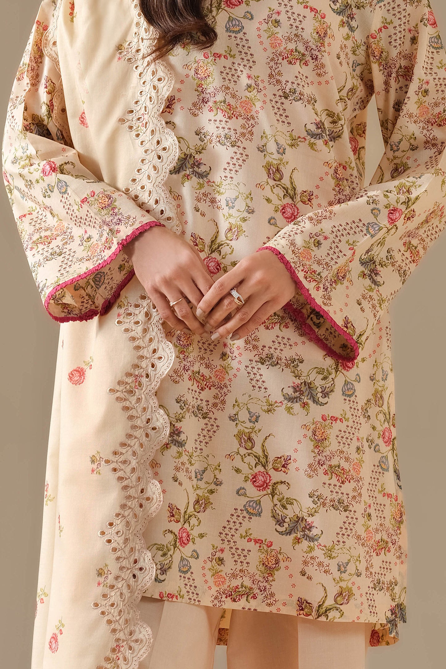 LAWN | EMBROIDERED