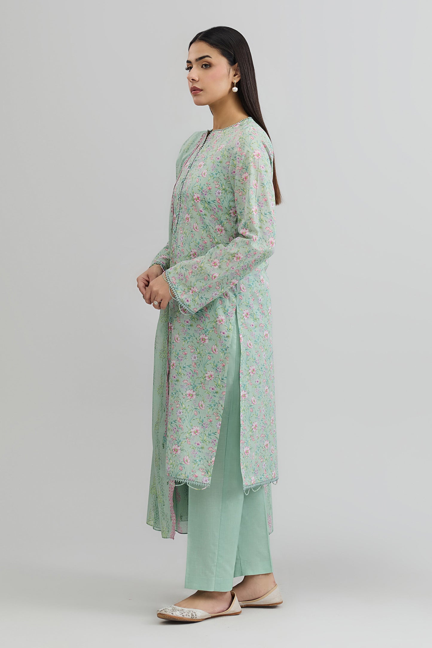 LAWN | EMBROIDERED