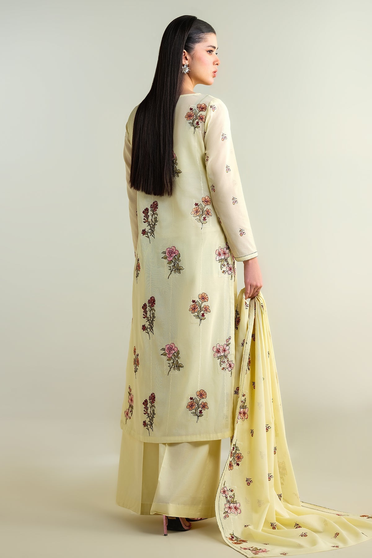 3 Piece -  Embroidered Swiss Lawn Suit - E1620 - Shop Now at Kayseria