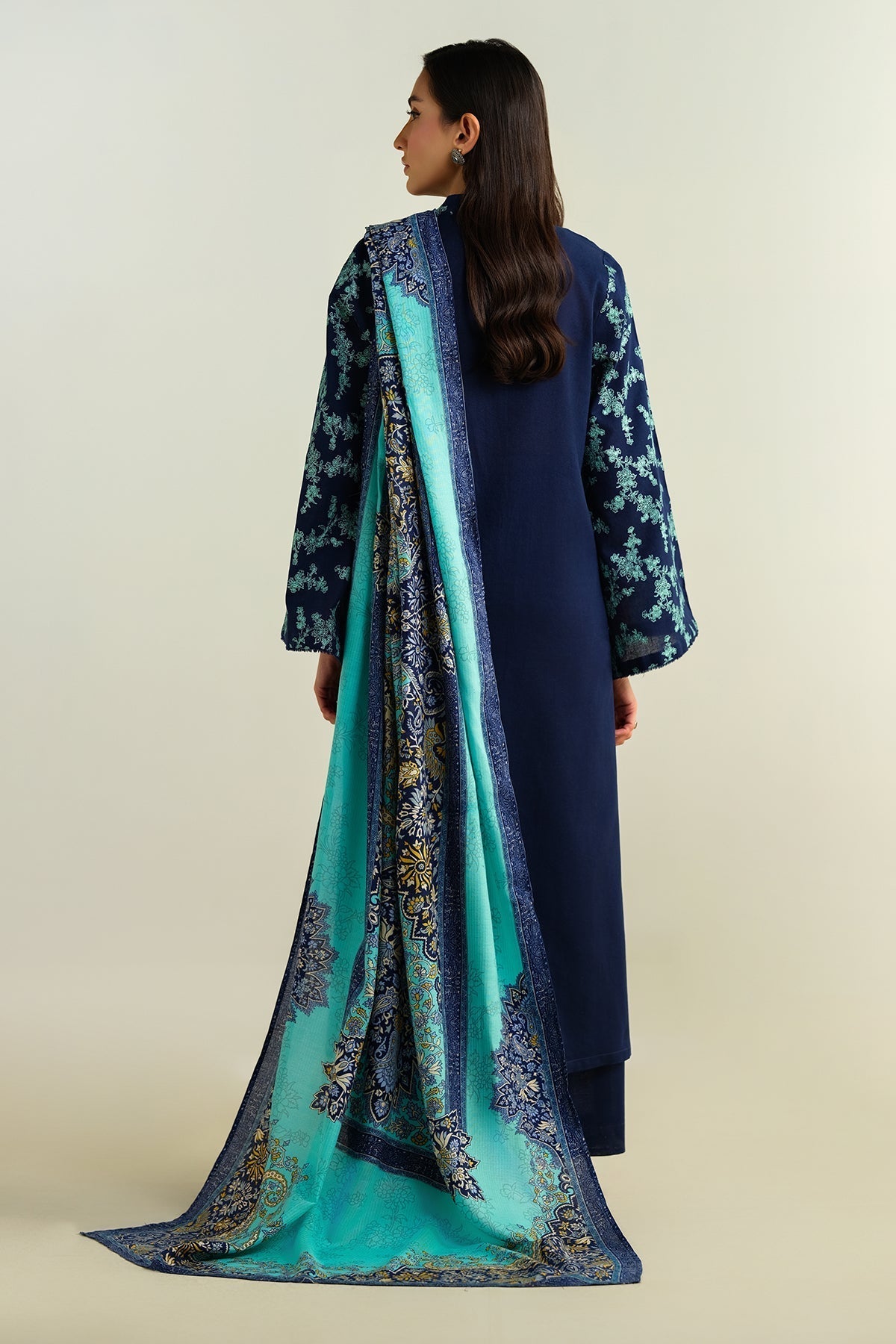 KHADDAR  |  EMBROIDERED - Shop Now at Kayseria