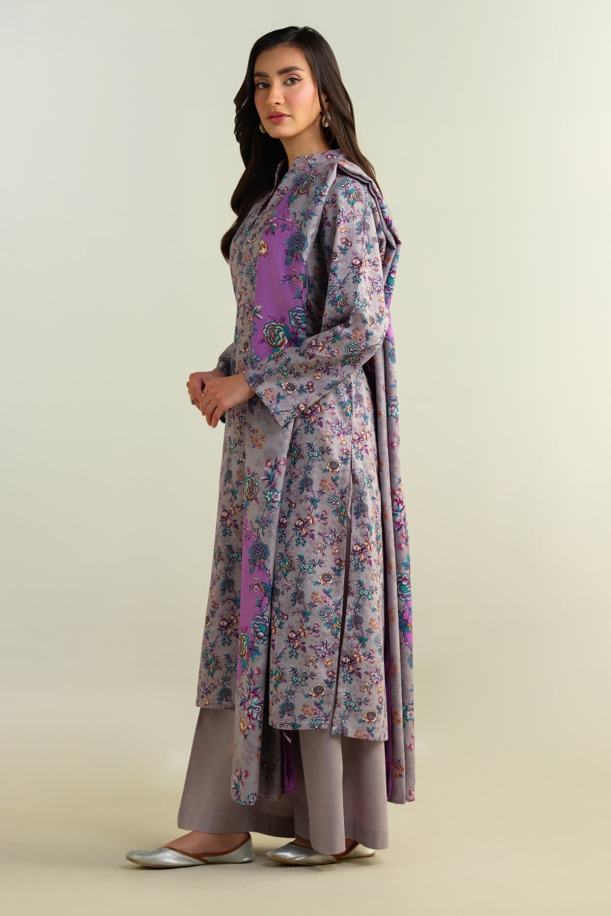 3 Piece - Printed Khaddar Suit - KPW24-P3134-134 - Shop Now at Kayseria