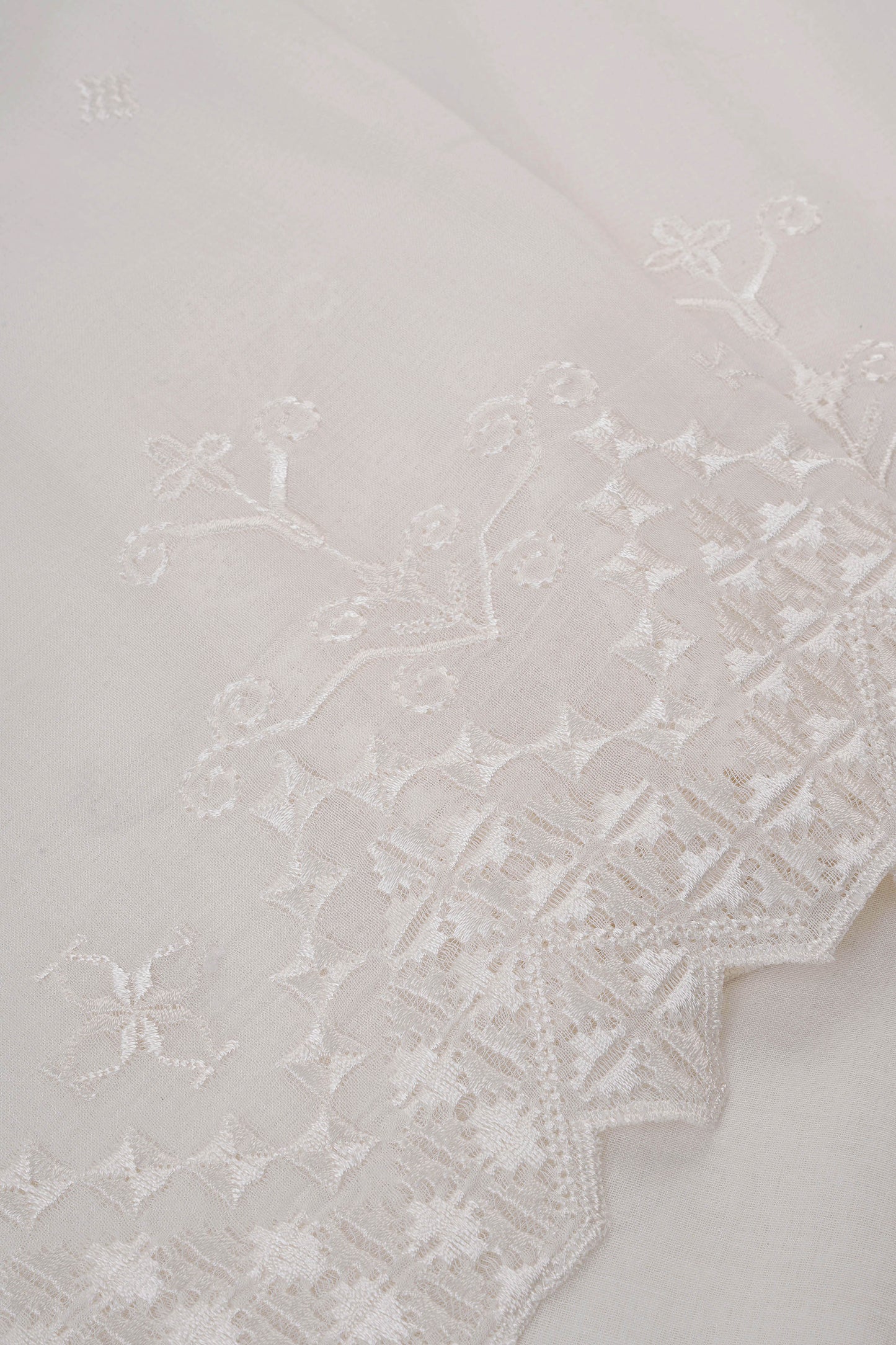 DHAKA MALMAL | EMBROIDERED